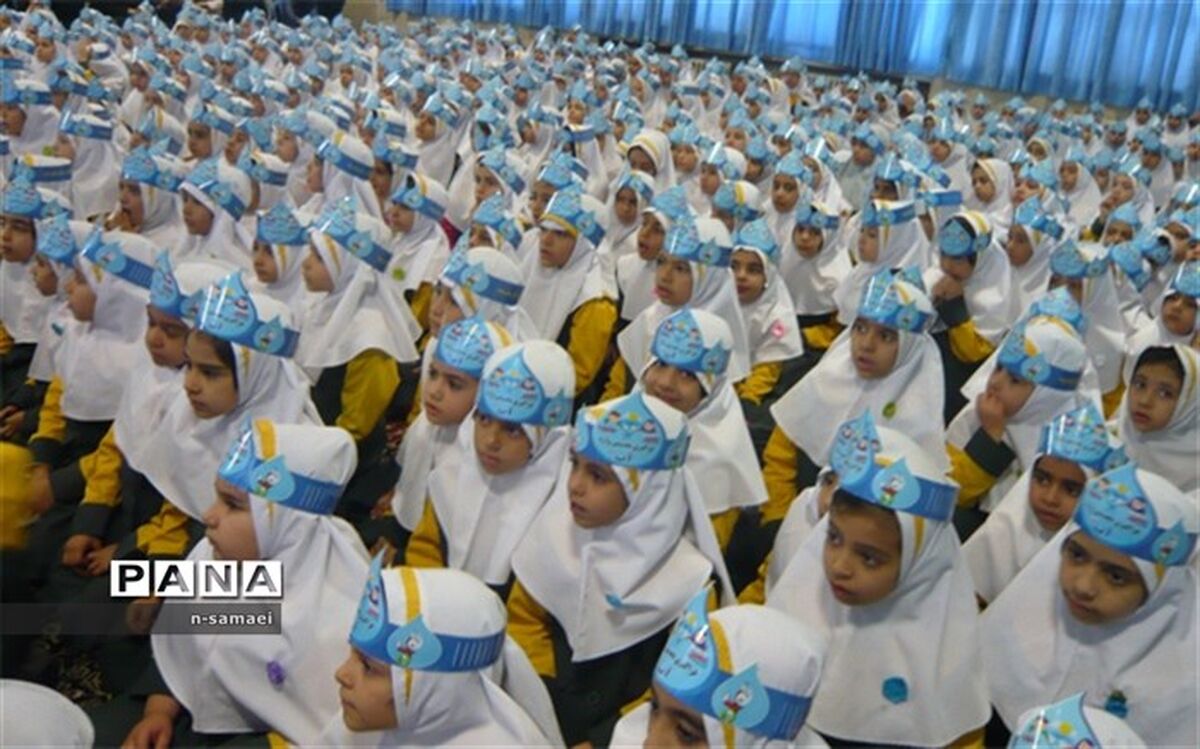 برگزاری جشنواره نخستین واژه آب در ناحیه 4 اصفهان