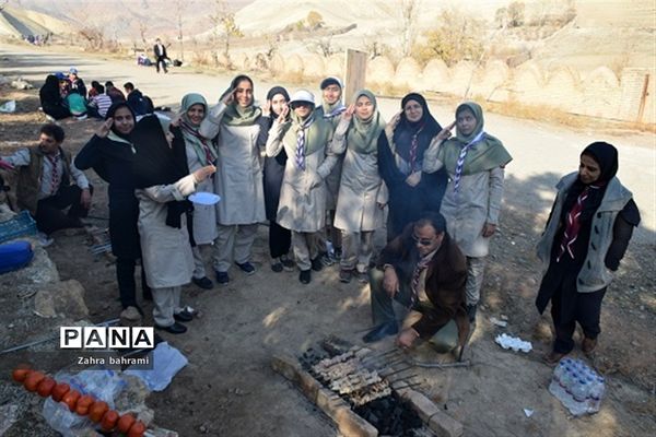 برگزاری اردو و همایش کوه‌پیمایی تشکیلات دانش آموزی پاکدشت