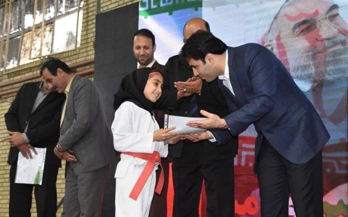 تقدیر از ۴۱۷ مدال آور مسابقات استانی، کشوری، آسیایی و جهانی ۲۰۱۷ در گلبهار