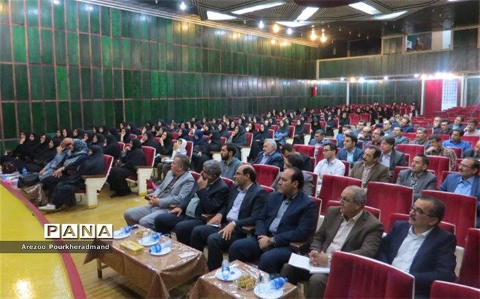 برگزاری همایش هنر معلمی و آداب تدریس ماندگار