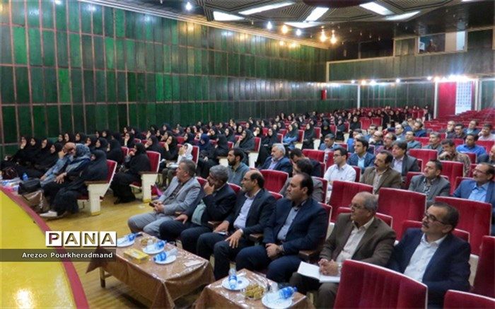 برگزاری همایش هنر معلمی و آداب تدریس ماندگار