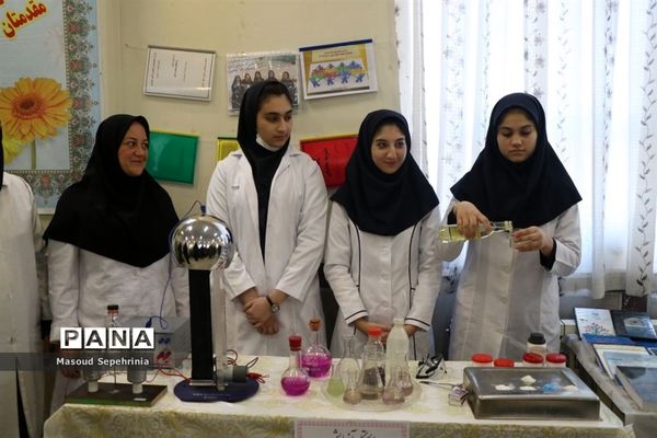 آیین زنگ آغاز هفته پژوهش و فناوری آموزش و پرورش آذربایجان شرقی