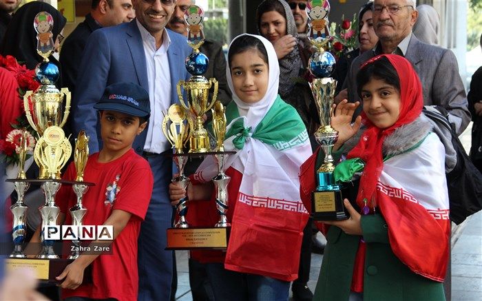 ۵ دانش‌آموز مازندرانی افتخارآفرین در مسابقات جهانی محاسبات ذهنی تجلیل شدند