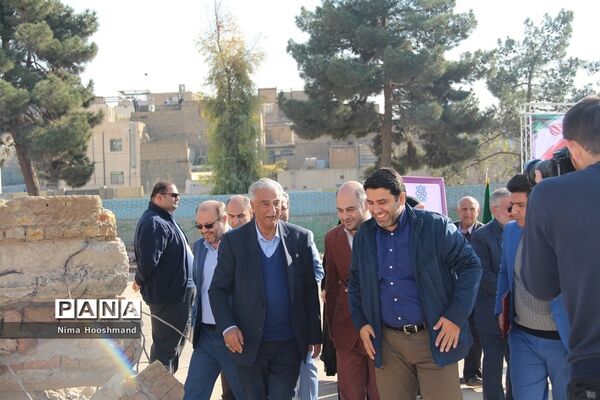 مراسم کلنگ زنی مدرسه خیرساز در شهرری