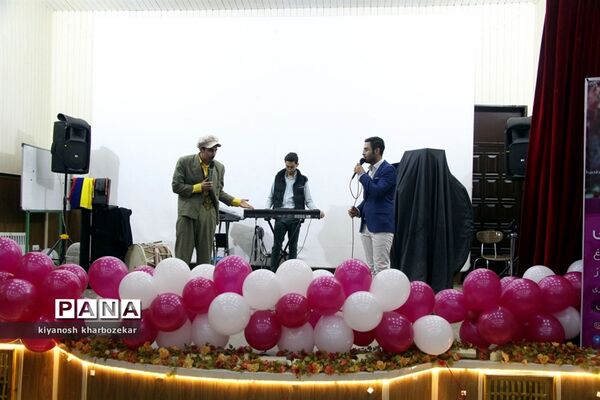 جشن بزرگ یلدا ویژه دانش‌آموزان در ارومیه