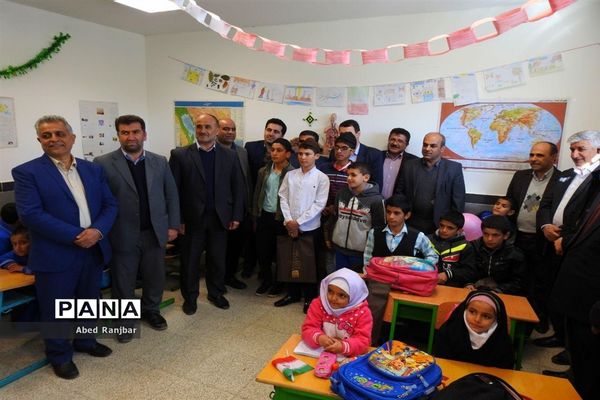 آیین افتتاح دبستان شهدای بانک ملی روستای سپارده در رامسر