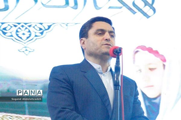 جشن عبادت دانش‌آموزان دختر در ساری