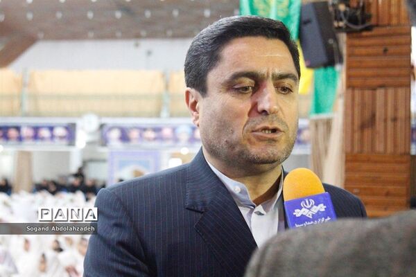 جشن عبادت دانش‌آموزان دختر در ساری