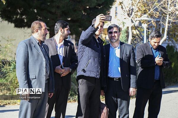 حضور امیرآبادی نماینده مجلس در دانشگاه آزاد اسلامی قم و دیدار با دانشجویان بسیجی و انجمن‌های دانشجویی