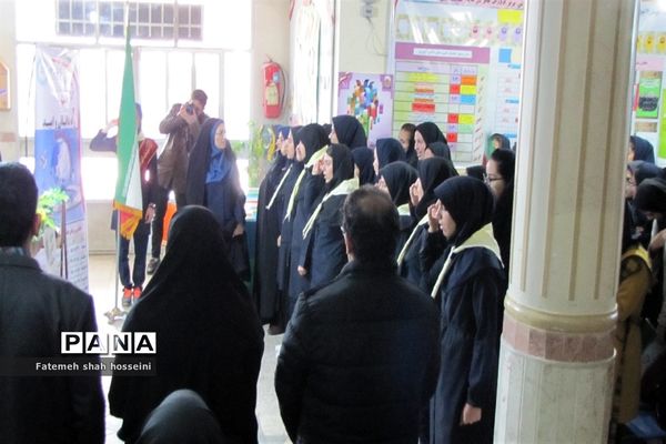 نواخته شدن زنگ هفته پژوهش در شهرستان فیروزکوه