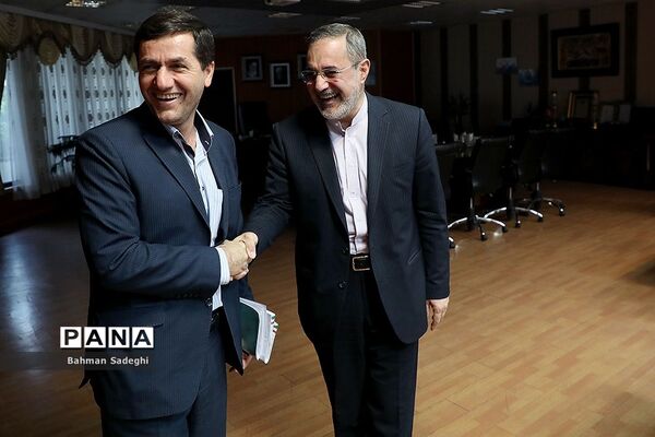 دیدار وزیر آموزش و پرورش با جمعی از نمایندگان مجلس