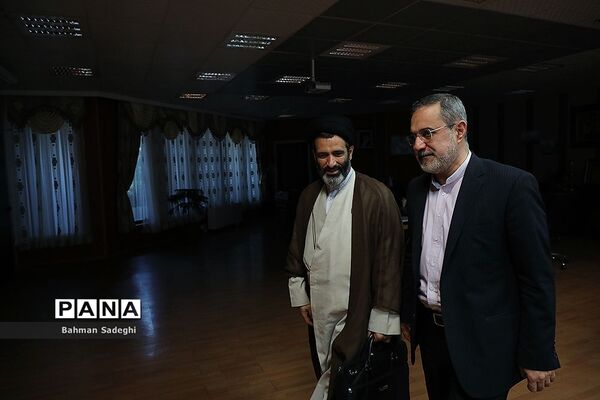 دیدار وزیر آموزش و پرورش با جمعی از نمایندگان مجلس