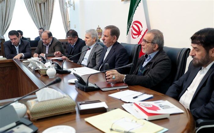 جهانگیری: هدف آمریکا از تحریم صنعت خودورسازی ایجاد نارضایتی در مردم است