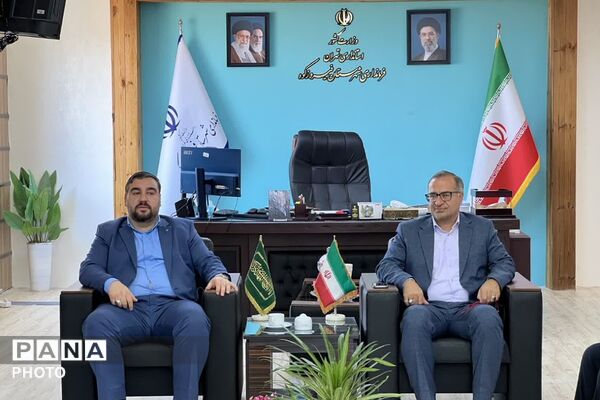 گلباران مزار شهدای فیروزکوه هم‌زمان با آغاز هفته دولت؛ تجدید میثاق مسئولان با آرمان‌های شهدا