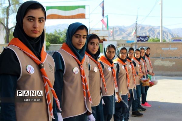 مراسم تجلیل از دانش‌آموزان معلول به میزبانی دبیرستان قاضی در گله‌دار فارس