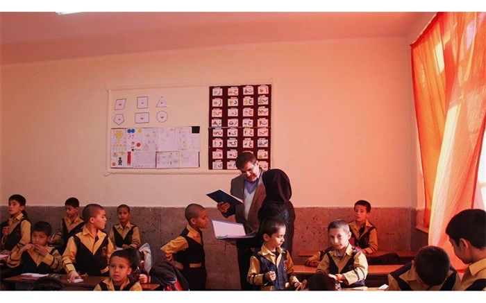 نقش معلم در آموزش و پرورش نقش کلیدی است