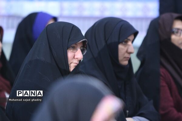 مراسم نمادین هفته بزرگداشت قرآن، عترت و نماز