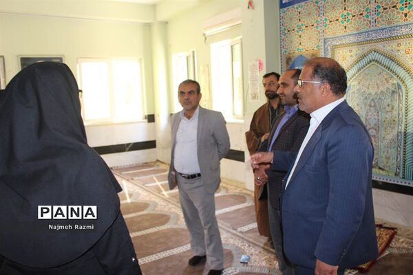 نماز جماعت ظهر و عصر مدرسه  ام‌البنین شهرستان بوشهر