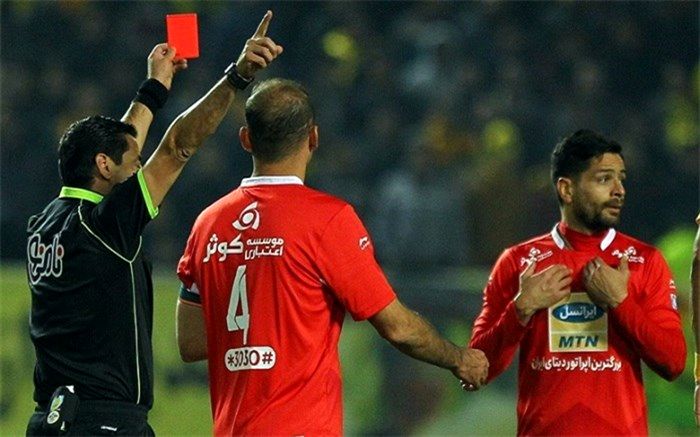 بررسی حواشی اخیر داوری دیدار پرسپولیس مقابل تراکتورسازی و سپاهان از نگاه ناظر سازمان لیگ برتر