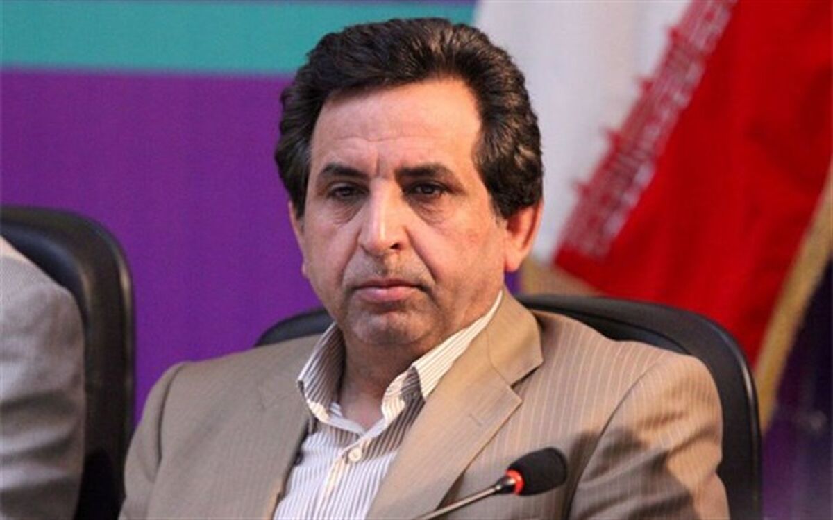 نماینده اهواز:‌معلمان می‌توانند راهکار برون‌رفت از مشکلات آموزش و پرورش را دریابند