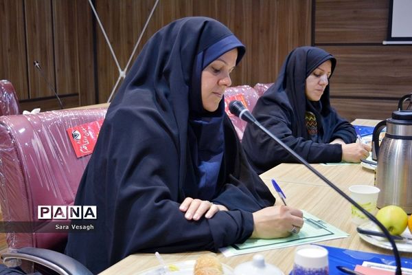 نشست هم اندیشی اعضا هیئت اندیشه ورز شهرستان‌های استان تهران در شهریار