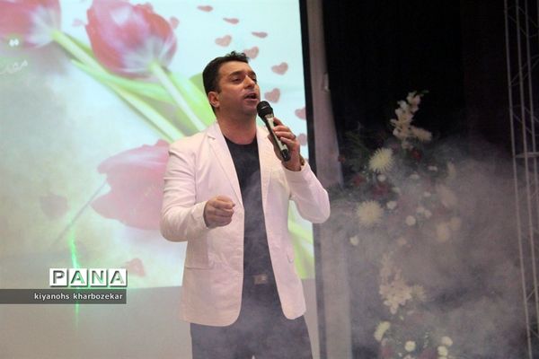 مراسم تجلیل از برترین‌های کنکور 97 ناحیه یک ارومیه