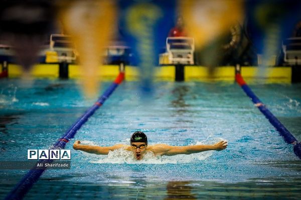 مرحله نخست لیگ شنا