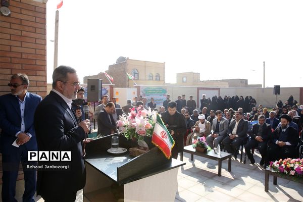 سفر یک روزه وزیر آموزش و پرورش به آران و بیدگل