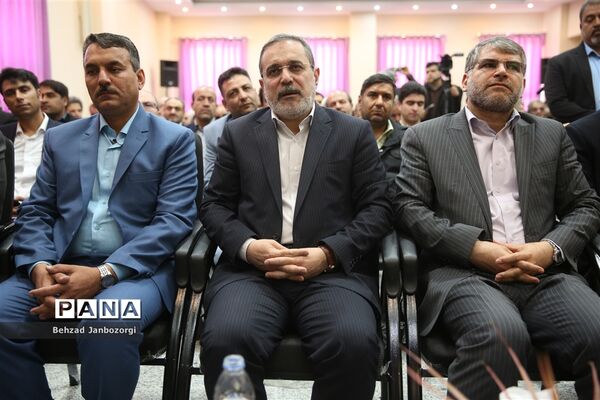 سفر یک روزه وزیر آموزش و پرورش به آران و بیدگل
