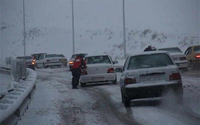بارش برف و باران در محورهای مواصلاتی