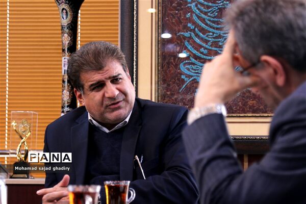 دیدار صمیمی استاندار تهران  با مدیرکل آموزش و پرورش شهر تهران
