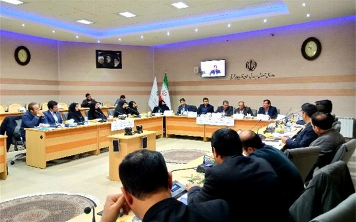 کارگاه تخصصی تحلیل کتاب تفکر و سبک زندگی آموزش و پرورش آذربایجان شرقی برگزار شد