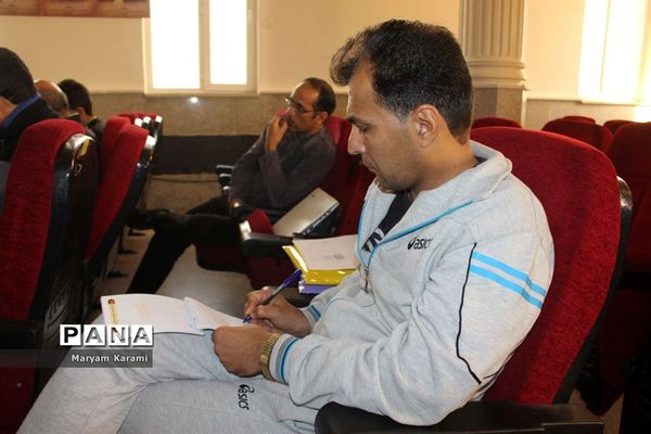 دوره مدرسی و دانش  افزایی بازی‌های بومی محلی مرحله دوم  کشوری در بوشهر