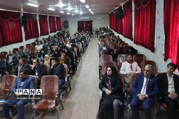 گردهمایی معاونان پرورشی مدارس قطب شهید شوشتری