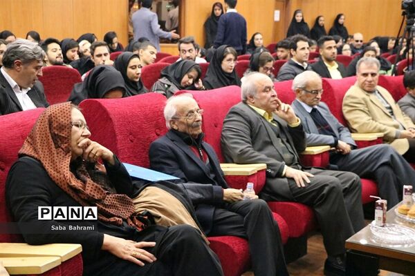 همایش ادبیات  شعر و هنردر شهرقدس