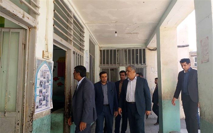 سفر یک روزه مدیرکل آموزش و پرورش هرمزگان به میناب