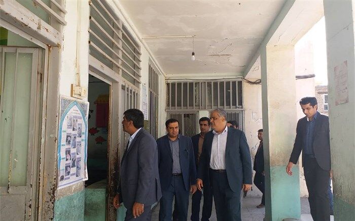 سفر یک روزه مدیرکل آموزش و پرورش هرمزگان به میناب