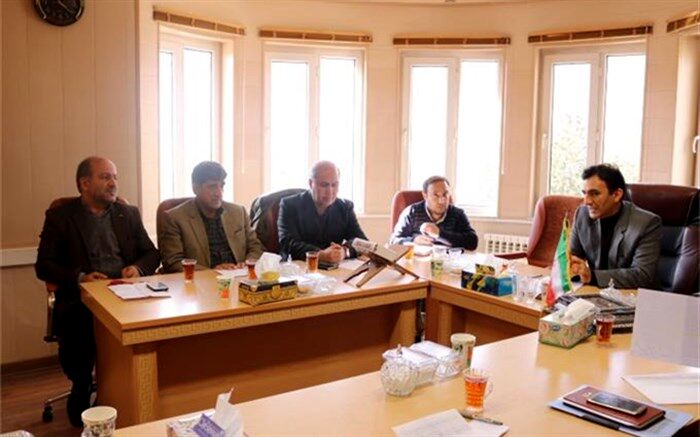 عملکرد و دستاوردهای دستگاه‌های دولتی  شهرستان کامیاران درآستانه چهل سالگی انقلاب بررسی شد