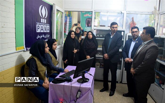 افتتاح همزمان دو پایگاه خبرگزاری پانا درمدارس ناحیه ۳ اهواز