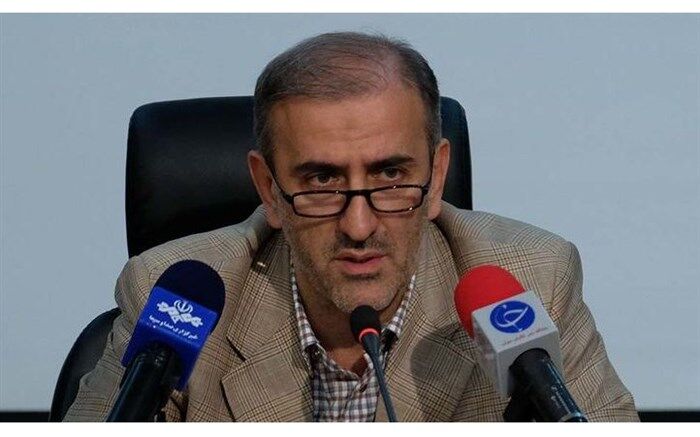 نشست و شکاف زمین در محوطه بیرونی ایستگاه متروی جوادیه