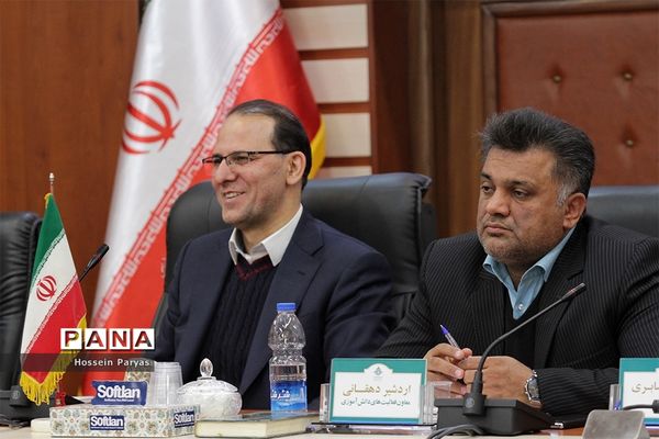 نشست هم‌اندیشی  مدیران ستادی و استانی سازمان دانش‌آموزی