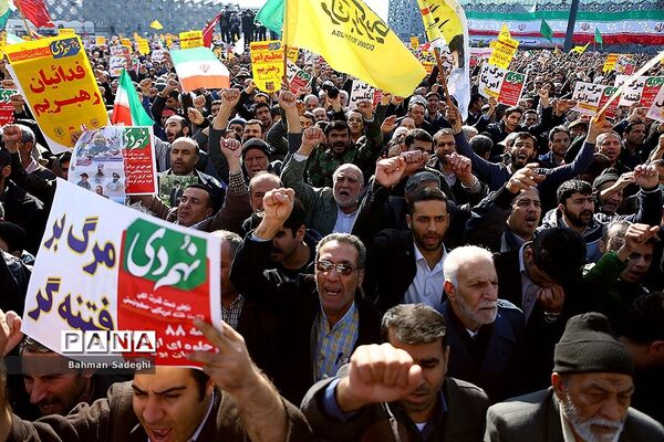 بزرگداشت حماسه ۹ دی در میدان امام حسین(ع)