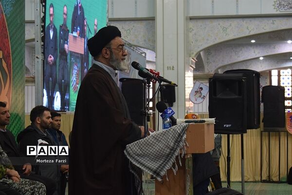 همایش ویژه روز بصیرت و گرامیداشت 9 دی