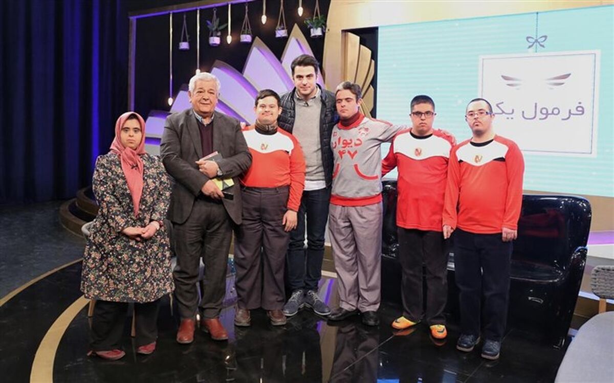 انتقاد رضا فیاضی از شبکه کیش در برنامه فرمول یک