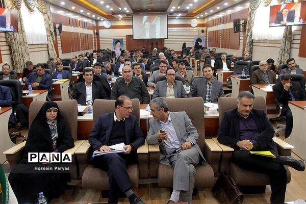 نشست هم اندیشی مدیران استانی سازمان دانش‌آموزی و مدیران انجمن اولیا و مربیان