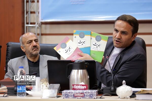 نشست هم‌اندیشی مدیران ستادی و استانی سازمان دانش‌آموزی- 2