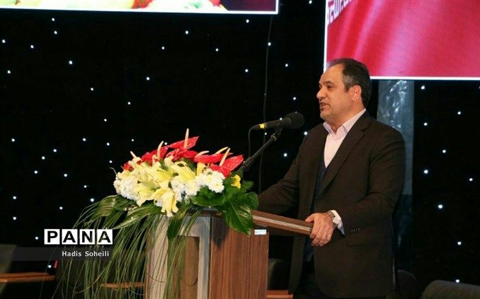 محمد محمودی، نماینده مجلس : شهرستان‌های تهران نیازمند خطوط حمل و نقل عمومی و ریلی است