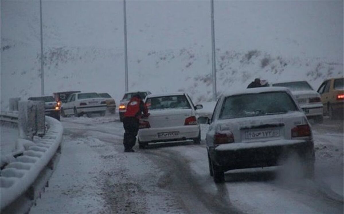 جزییات امدادرسانی به ۶ استان درگیر سیل، آبگرفتگی، برف و کولاک