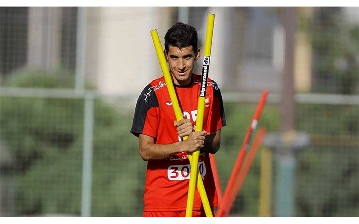 قرارداد هافبک پرسپولیس فسخ شد