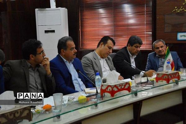 نشست توجیهی طرح تقویت بنیه علمی استان بوشهر